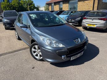 Peugeot 307 1.6 16v S Hatchback 5dr Petrol Tiptronic (189 g/km, 110 bhp)
