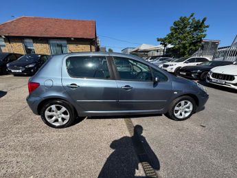 Peugeot 307 1.6 16v S Hatchback 5dr Petrol Tiptronic (189 g/km, 110 bhp)