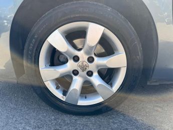 Peugeot 307 1.6 16v S Hatchback 5dr Petrol Tiptronic (189 g/km, 110 bhp)