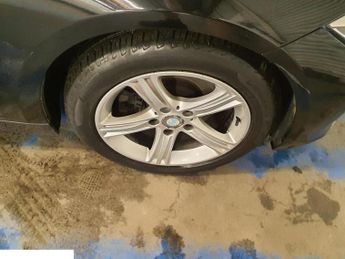 BMW 3 Series 2.0 328i SE Saloon 4dr Petrol Auto Euro 6 (s/s) (245 ps)