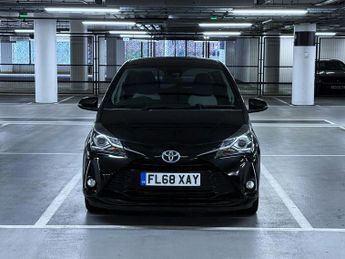 Toyota Yaris 1.5 VVT-h Design Hatchback 5dr Petrol Hybrid E-CVT Euro 6 (s/s) 
