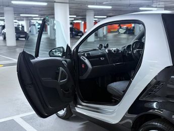 Smart ForTwo 1.0 MHD Passion Coupe 2dr Petrol Auto Euro 4 (71 bhp)