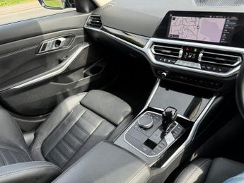 BMW 3 Series 2.0 330e 12kWh Sport Pro Touring 5dr Petrol Plug-in Hybrid Auto 