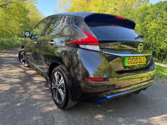 Nissan LEAF 40kWh Tekna Hatchback 5dr Electric Auto (150 ps)