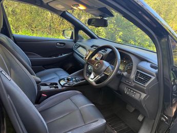 Nissan LEAF 40kWh Tekna Hatchback 5dr Electric Auto (150 ps)