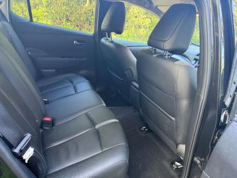 Nissan LEAF 40kWh Tekna Hatchback 5dr Electric Auto (150 ps)