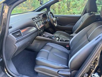 Nissan LEAF 40kWh Tekna Hatchback 5dr Electric Auto (150 ps)