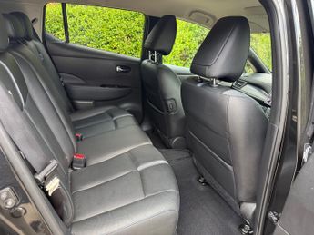 Nissan LEAF 40kWh Tekna Hatchback 5dr Electric Auto (150 ps)