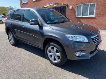 Toyota RAV4 2.2 D-4D XT-R SUV 5dr Diesel Manual 4WD Euro 5 (150 ps) TOTAL TO