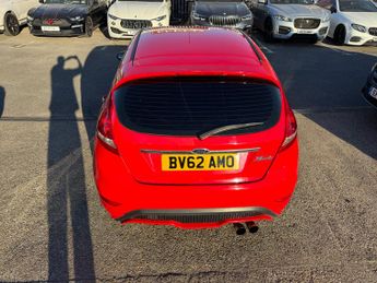 Ford Fiesta 1.4 Zetec Hatchback 5dr Petrol Automatic (154 g/km, 94 bhp)