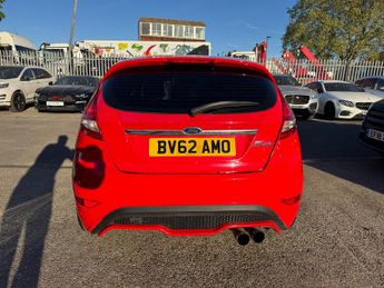 Ford Fiesta 1.4 Zetec Hatchback 5dr Petrol Automatic (154 g/km, 94 bhp)