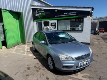 Ford Focus 2.0 Ghia Hatchback 5dr Petrol Manual (170 g/km, 143 bhp)
