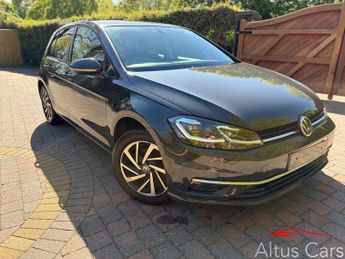 Volkswagen Golf 1.5 TSI EVO Match Edition Hatchback 5dr Petrol DSG Euro 6 (s/s) 