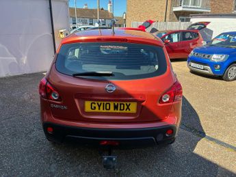 Nissan Qashqai 1.6 Acenta SUV 5dr Petrol Manual 2WD Euro 4 (115 ps)