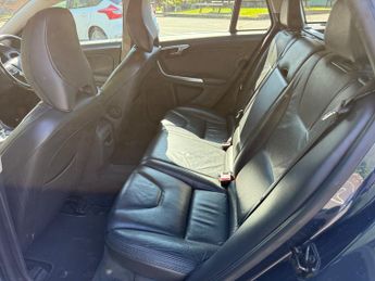 Volvo V60 2.4 D5 SE Lux Estate 5dr Diesel Geartronic Euro 5 (215 ps) PX TO