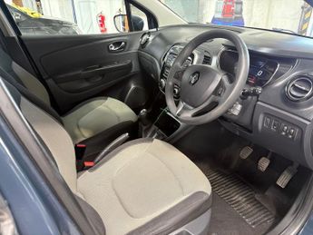 Renault Captur 1.5 dCi ENERGY Expression + Convenience SUV 5dr Diesel Manual Eu