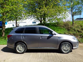 Mitsubishi Outlander 2.4h TwinMotor 13.8kWh 4h CVT 4WD Euro 6 (s/s) 5dr