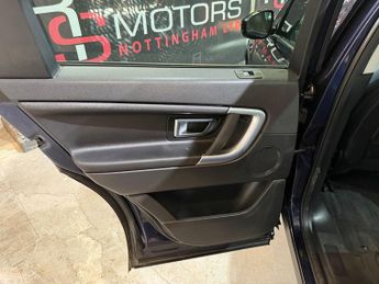 Land Rover Discovery Sport 2.0 TD4 SE Tech SUV 5dr Diesel Auto 4WD Euro 6 (s/s) (180 ps)