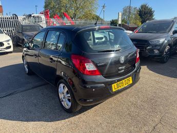 Vauxhall Corsa 1.4i 16v Design Hatchback 5dr Petrol Automatic (a/c) (158 g/km, 