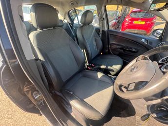 Vauxhall Corsa 1.4i 16v Design Hatchback 5dr Petrol Automatic (a/c) (158 g/km, 
