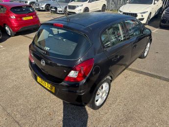 Vauxhall Corsa 1.4i 16v Design Hatchback 5dr Petrol Automatic (a/c) (158 g/km, 