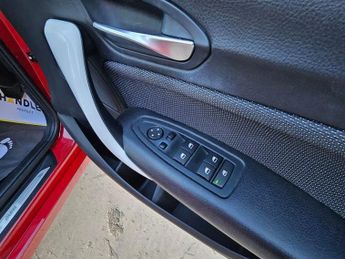 BMW 1 Series 118i -SPORTS-1.6L PETROL-AUTOMATIC-APPLE CARPLAY-ULEZ/CAZ PASS-F