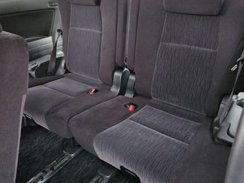 Toyota Vellfire 8 Seater- 2.4L PETROL-ULEZ/CAZ PASS-FREE 42MONTHS GOLD WARRANTY 
