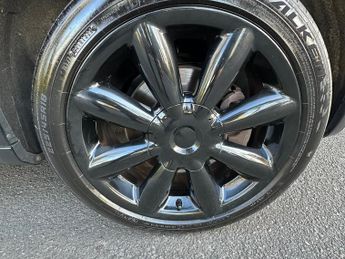 Mini Countryman 2.0 Cooper SD SUV 5dr Diesel Auto ALL4 Euro 5 (143 ps)