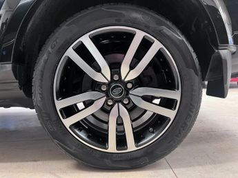 Land Rover Discovery 4 3.0 SD V6 HSE Luxury SUV 5dr Diesel Auto 4WD Euro 5 (s/s) (255 b
