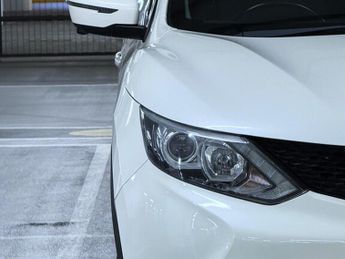 Nissan Qashqai 1.2 DIG-T n-tec+ SUV 5dr Petrol XTRON 2WD Euro 6 (s/s) (115 ps)