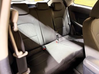 Kia Rio 1.25 VR7 Hatchback 3dr Petrol Manual Euro 5 (84 bhp)