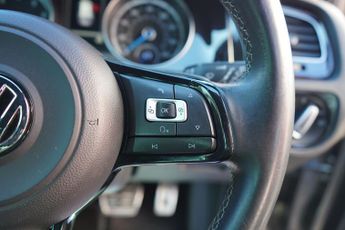 Volkswagen Golf 2.0 TSI BlueMotion Tech R Estate 5dr Petrol DSG 4MOTION Euro 6 (