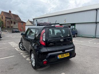 Kia Soul 1.6 CRDi Connect Plus SUV 5dr Diesel Manual Euro 6 (134 bhp)