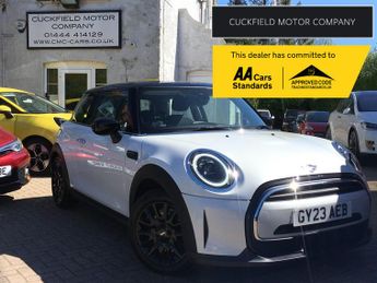 MINI Hatch 1.5 Cooper Classic Hatchback 3dr Petrol Steptronic Euro 6 (s/s) 