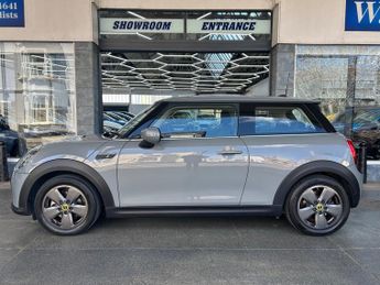 Mini Electric Cooper Cooper SE 32.6kWh Level 1 Hatchback Electric Auto (184 ps) 3dr