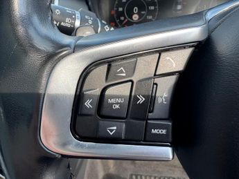 Jaguar E-Pace 2.0 D180 R-Dynamic HSE SUV 5dr Diesel Auto AWD Euro 6 (s/s) (180