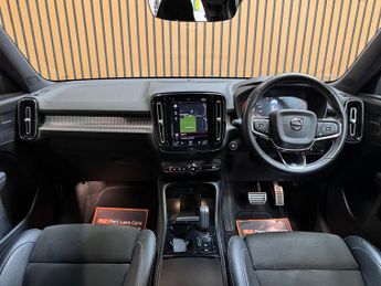 Volvo XC40 2.0 D4 First Edition SUV 5dr Diesel Auto AWD Euro 6 (s/s) (190 p