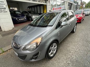 Vauxhall Zafira 1.8 16V Exclusiv MPV 5dr Petrol Manual Euro 5 (120 ps)