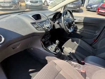 Ford Fiesta 1.0T EcoBoost Titanium Hatchback 5dr Petrol Manual Euro 5 (s/s) 