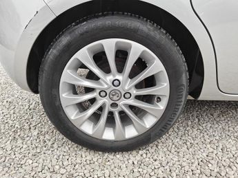 Vauxhall Corsa 1.4i SE Hatchback 5dr Petrol Auto Euro 6 (90 ps)