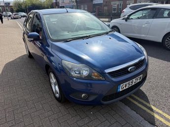 Ford Focus 1.6 Zetec S Hatchback 5dr Petrol Manual (157 g/km, 113 bhp)