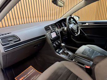 Volkswagen Golf 2.0 TDI BlueMotion Tech GT Hatchback 5dr Diesel DSG - AUTOMATIC 