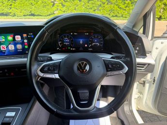 Volkswagen Golf 1.5 eTSI MHEV Life Hatchback 5dr Petrol Hybrid DSG Euro 6 (s/s) 