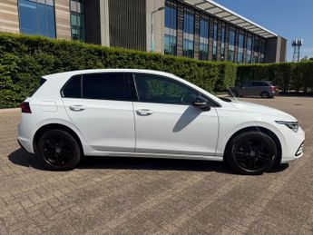 Volkswagen Golf 1.5 eTSI MHEV Life Hatchback 5dr Petrol Hybrid DSG Euro 6 (s/s) 
