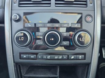 Land Rover Discovery Sport 2.0 TD4 HSE Dynamic Lux SUV 5dr Diesel Auto 4WD Euro 6 (s/s) (18