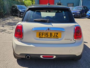 Mini Hatch 1.5 Cooper D Hatchback 3dr Diesel Manual Euro 6 (s/s) (116 ps)