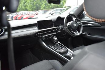 Alfa Romeo Tonale 1.5 VGT MHEV Ti DCT Euro 6 5dr