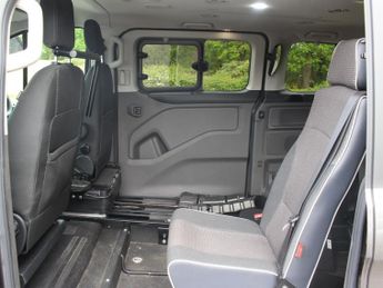 Ford Tourneo Custom 2.0 320 EcoBlue Titanium WAV Minibus Double Cab 5dr Diesel Auto 