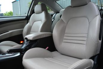 Peugeot 407 2.7 HDi SE Coupe 2dr Diesel Automatic (226 g/km, 205 bhp)