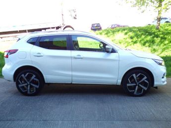 Nissan Qashqai 1.3 DIG-T Tekna+ DCT Auto Euro 6 (s/s) 5dr